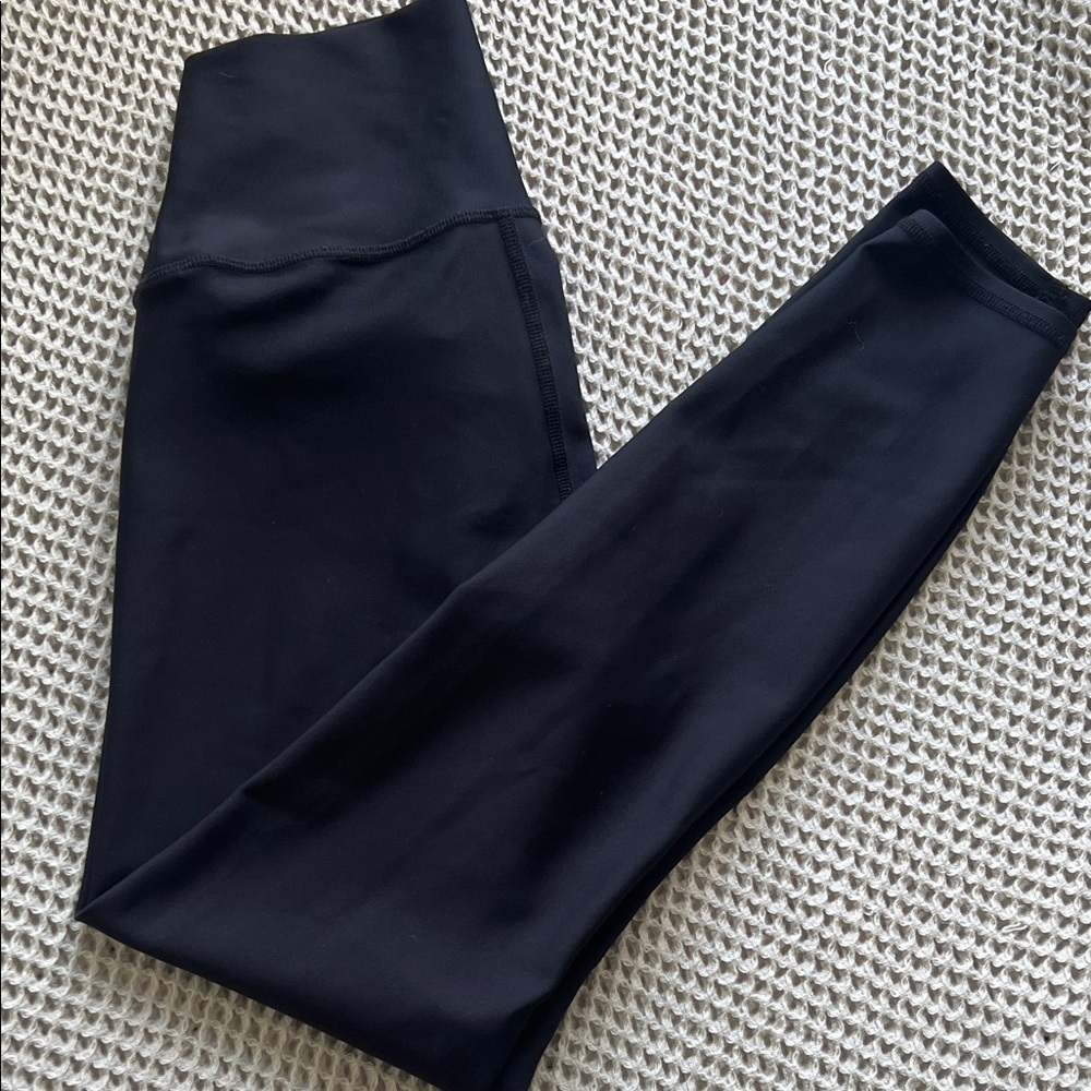 ALO Yoga Jet Black Leggings